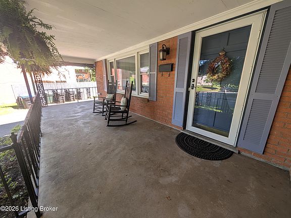 3rd image of 4004 Hope Ct