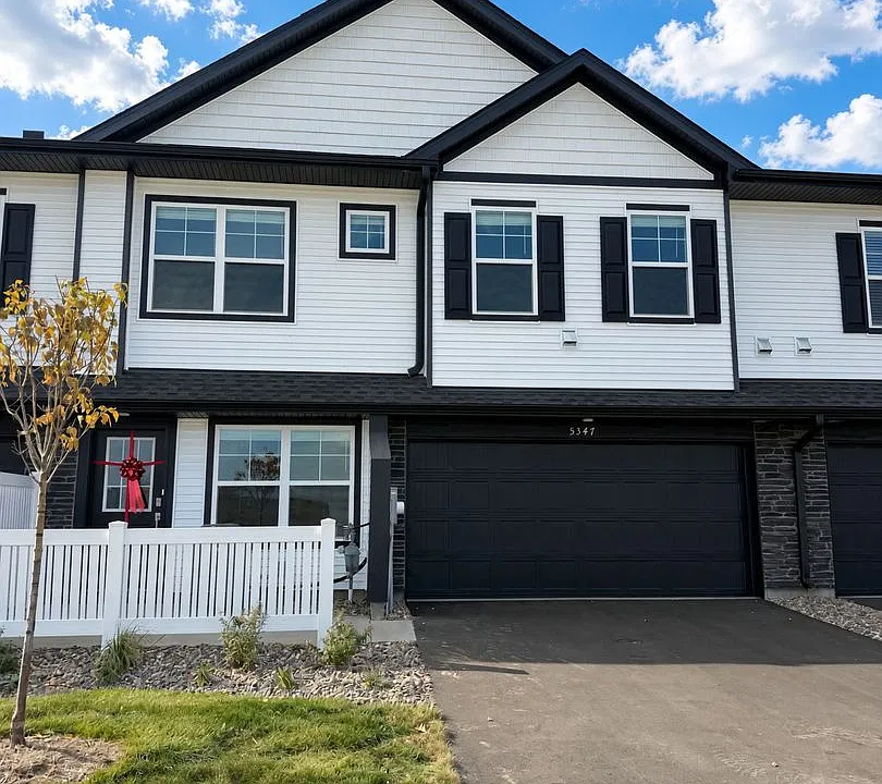 5347 Long Pointe Pass