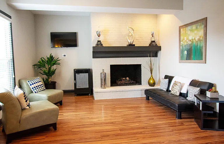 The Champion at Bluegrass Apartments — Photo 9