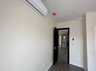 140 Bay 10th St FLOOR 3, Brooklyn, NY 11228