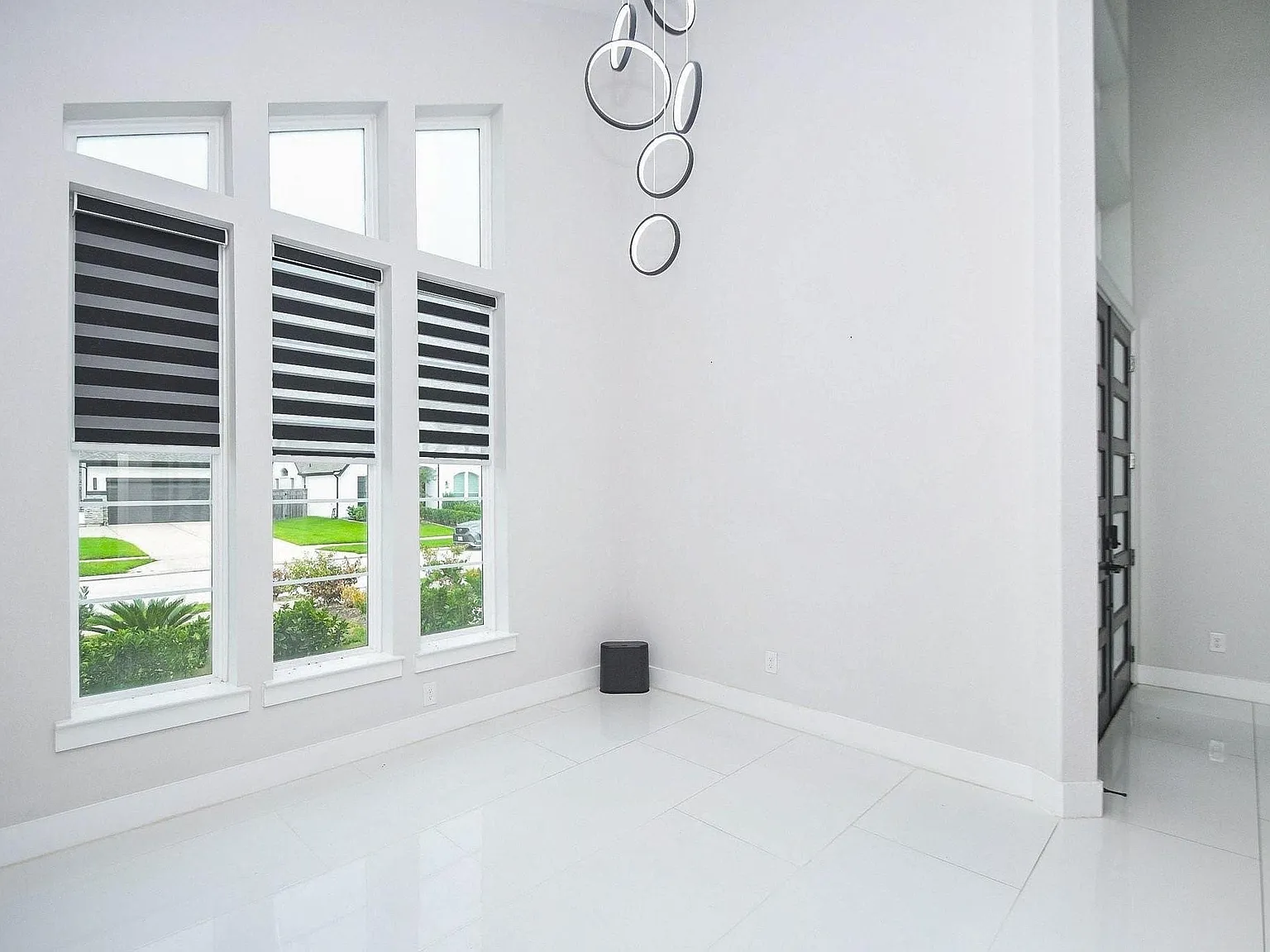 5 bed, 7.0 bath, 4326 sqft, $5,400 — Photo 4