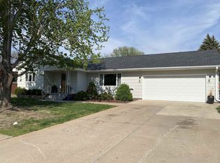 1314 N Webster Ave, Hastings, NE 68901