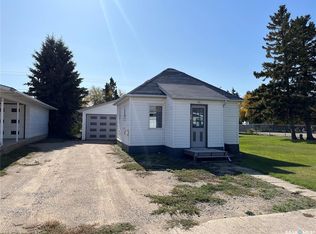 409 3rd St S, Wakaw, SK S0K4P0