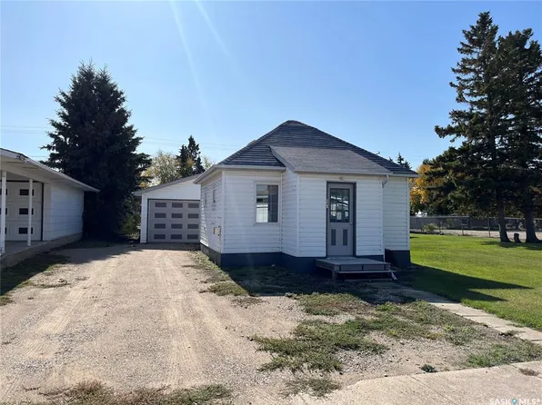 409 3rd STREET S, Wakaw, SK S0K 4P0