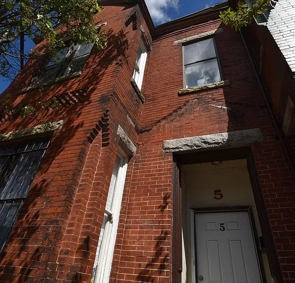 5 S Morris St — Photo 2