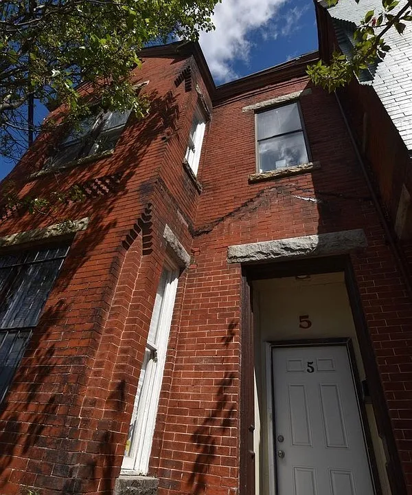 5 S Morris St