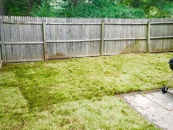 4th image of 7835 Muirfield Ct