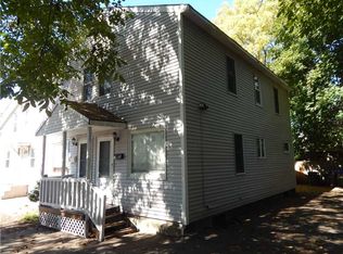 10 Betteridge Ct, Providence, RI 02909