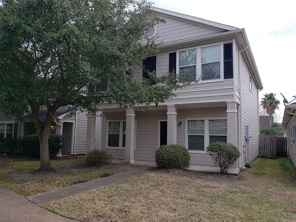1st image of 1526 Kew Garden Dr