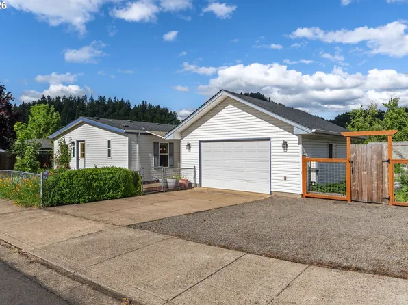 1281 S 57th Pl, Springfield, OR 97478