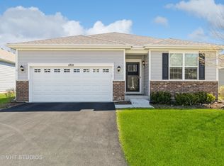 1331 Redtail Ln, Woodstock, IL 60098