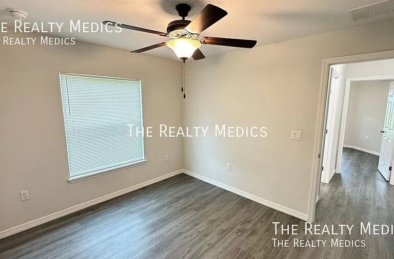 4167 Hammock Rd — Photo 25