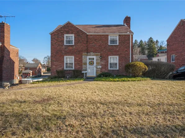 5313 Fieldcrest Dr, Pittsburgh, PA 15236