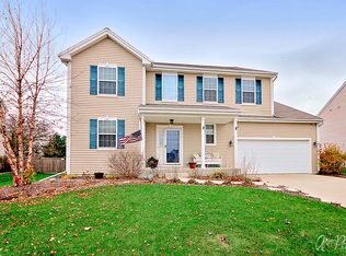 859 Singing Hills Dr, Volo, IL 60073