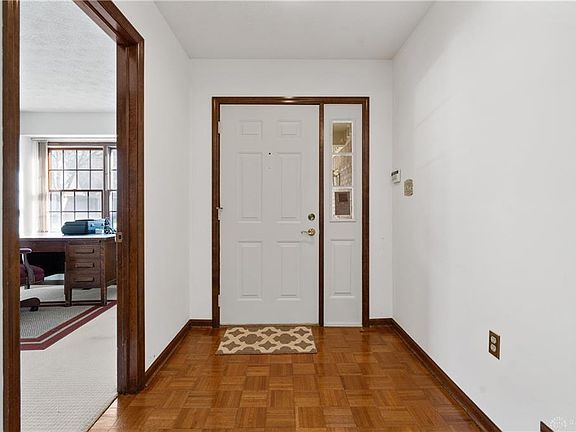 5th image of 6705 Golf Green Dr
