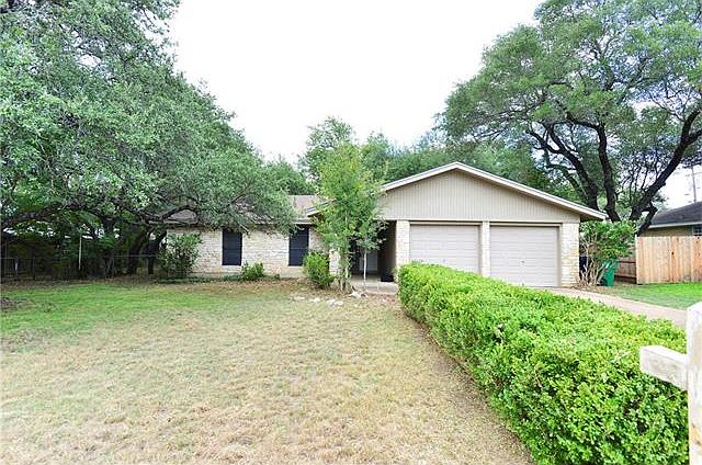 1st image of 2306 Versailles Dr