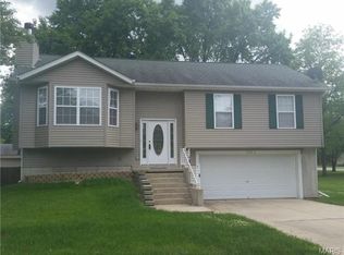 1855 Church St, Portage Des Sioux, MO 63373