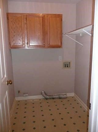 4th image of 304 Biltmore Cir