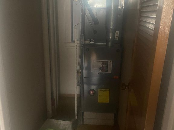 4th image of 2338 N Elston Ave #2