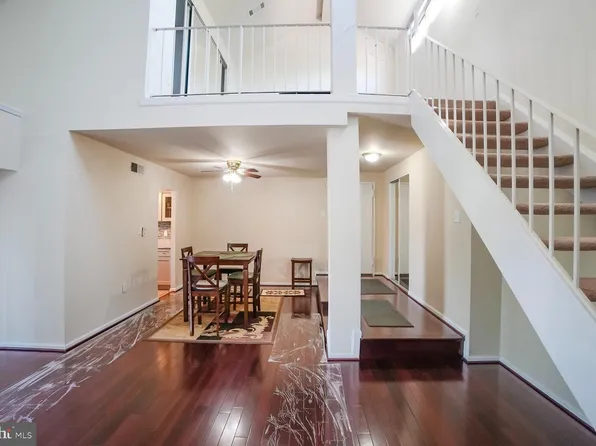 15708 Dorset Rd APT 304, Laurel, MD 20707