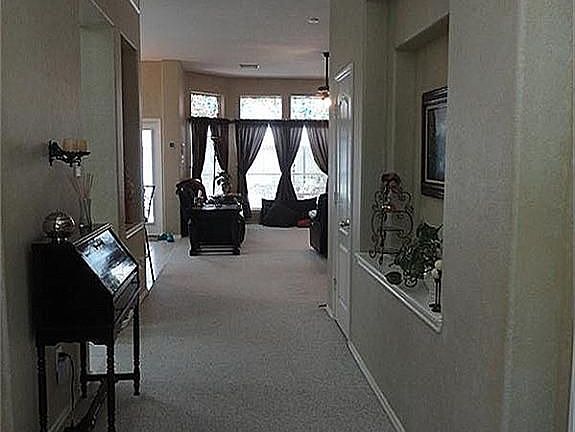 5th image of 2403 Hanston Ct