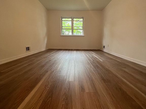 3rd image of 376 Naughton Ave #1