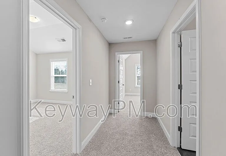 2096 Denmark Ave SE — Photo 13