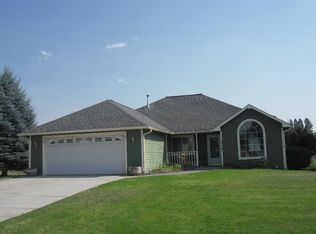 1348 E 3rd St, Deer Park, WA 99006