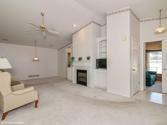 3rd image of 5463 Longview Ct Unit 8