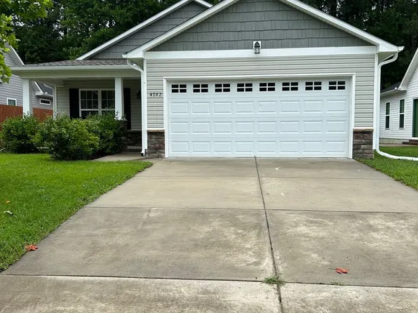 4762 Corena Dr, New Bern, NC 28562