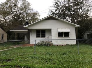 1915 10th St, Pascagoula, MS 39567