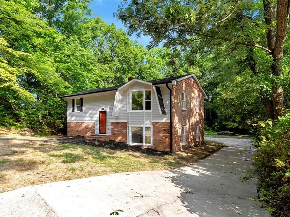 124 W Birch Ct, South Boston, VA 24592