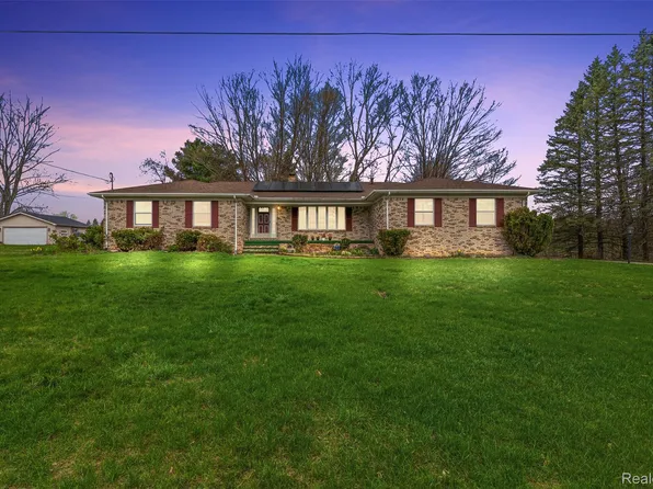 3432 S State Rd, Davison, MI 48423