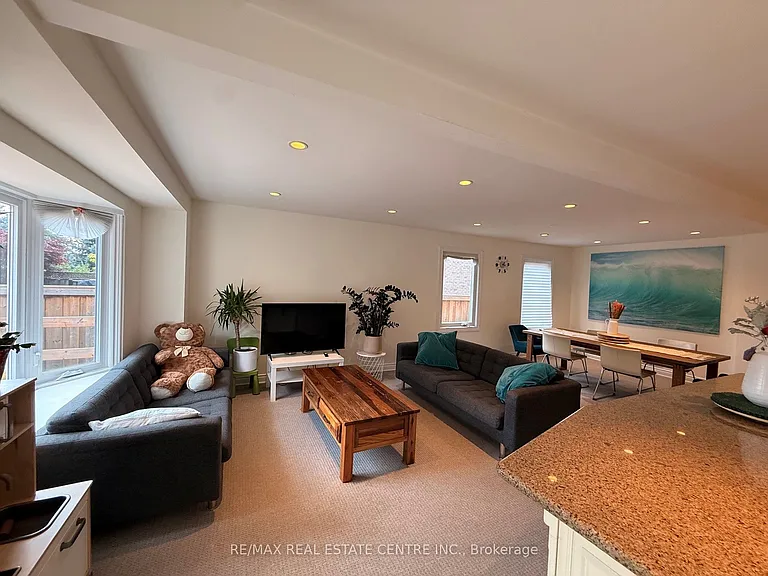 2197 Munns Ave — Photo 23
