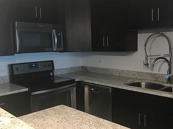 3rd image of 4031 Bonhill Dr #2B