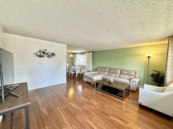 4th image of 14510 NE 6th Pl APT 4