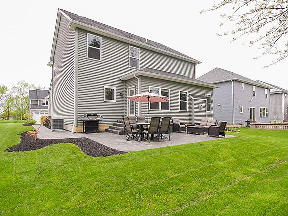 4th image of 9371 Rockys Ct