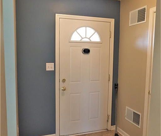 5th image of 5510 Bracken Cir