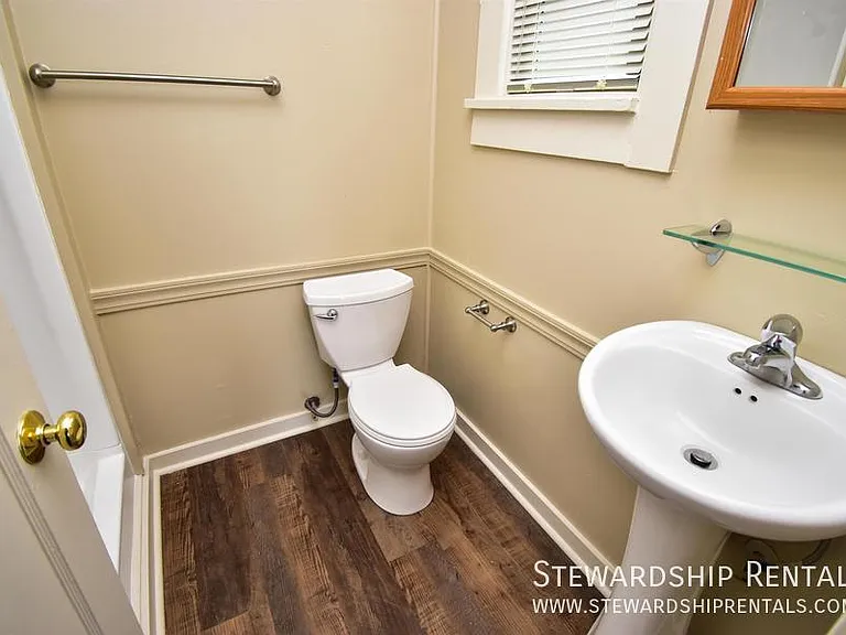 610 E 8th Ave #2 — Photo 13