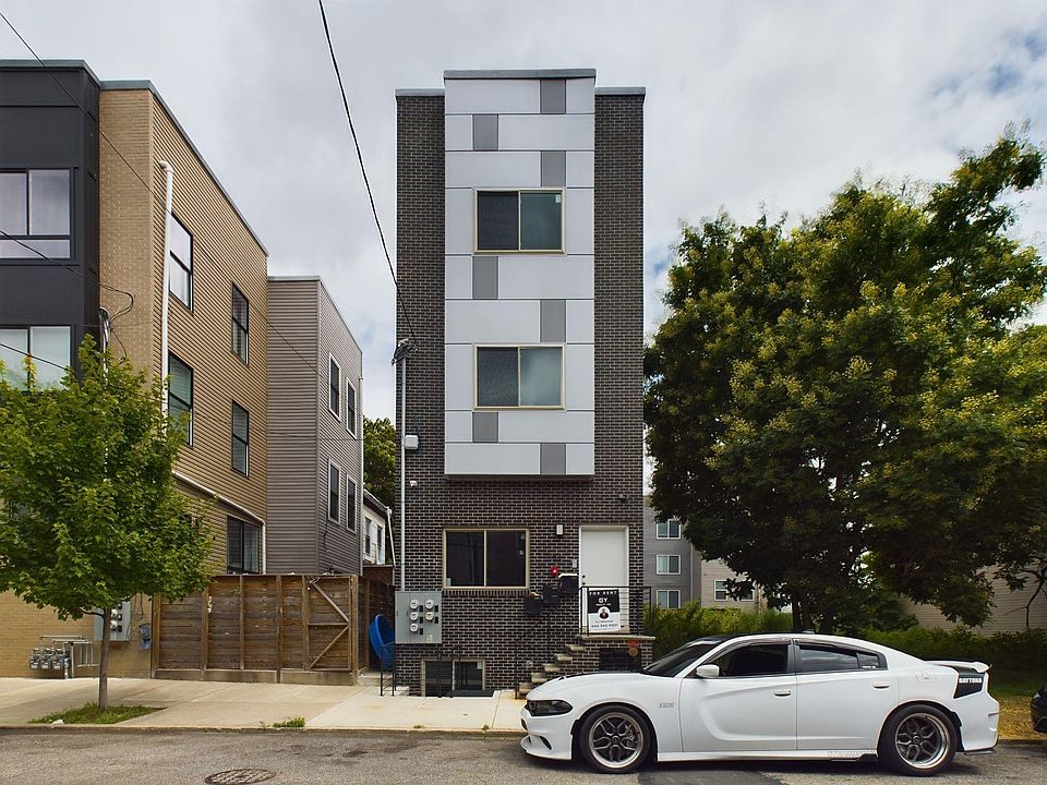 1st image of 1953 N Marshall St #3