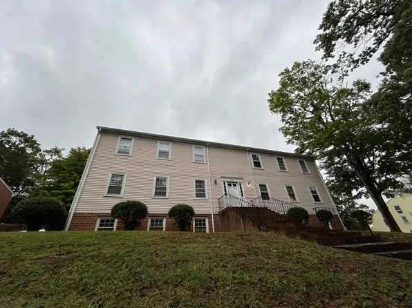 823 Duke Of Gloucester St #A, Roanoke, VA 24014