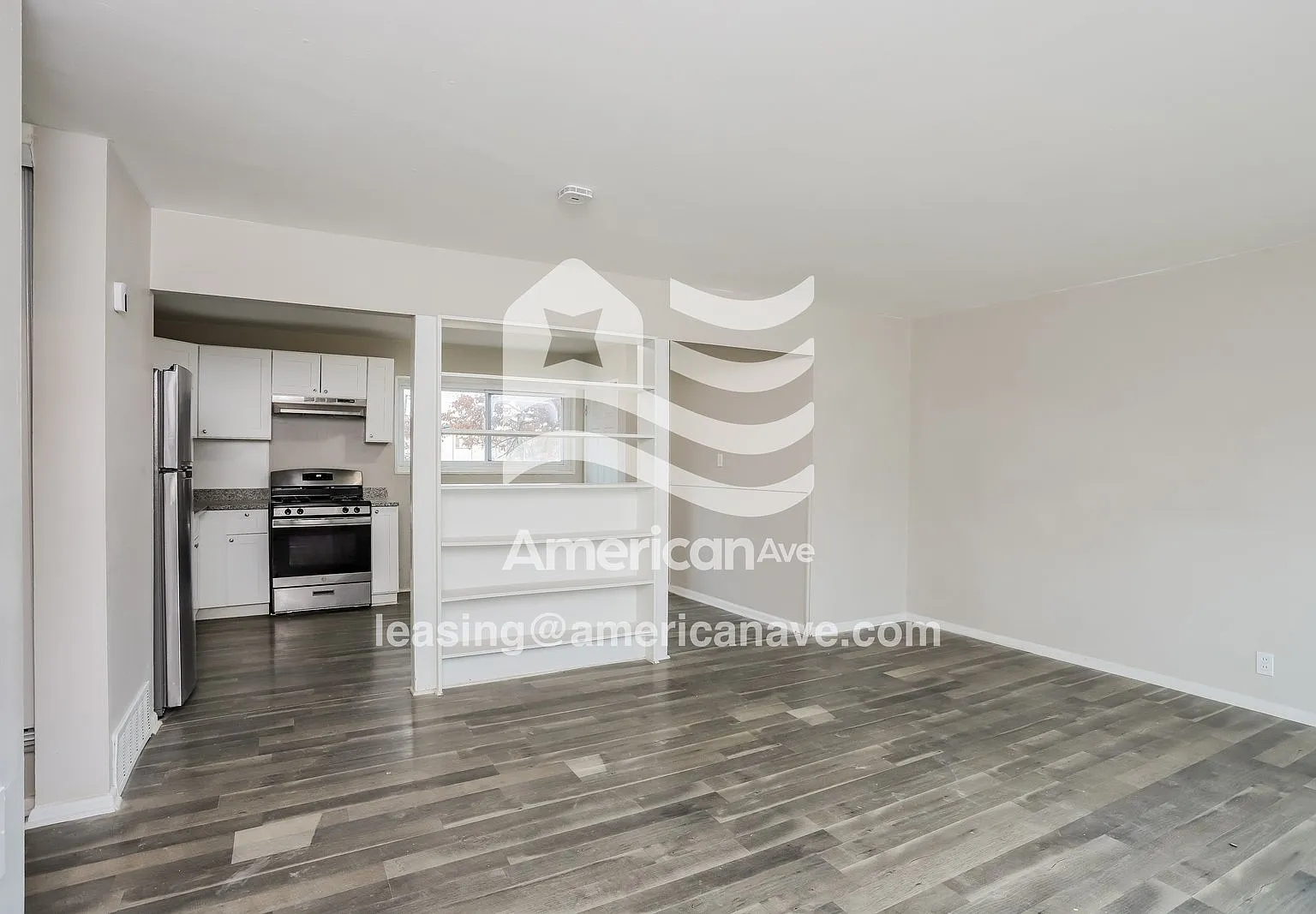 3 bed, 1.0 bath, 1000 sqft, $1,279 — Photo 3