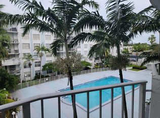 Montecarlo Condo, Miami Gardens, FL 33169