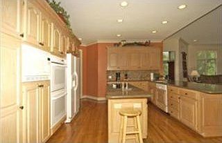 4th image of 5204 W 148th St