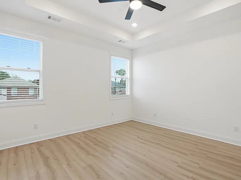 1228 E Anderson St #A — Photo 25