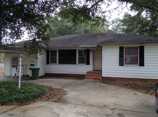 2090 Kingsley Dr, Beaumont, TX 77705