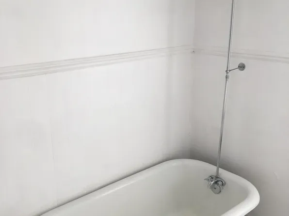 2602 E York St, Philadelphia, PA 19125