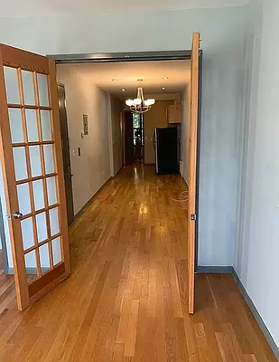 Rented by Brooklyn Group | media 7