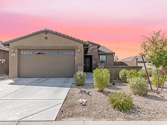 2nd image of 8933 W Palo Verde Dr