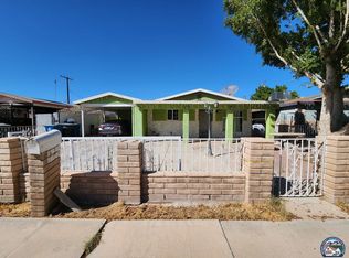 1215 Ivy St, Brawley, CA 92227